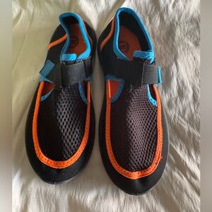 Wonder Nation Black and Orange Kids Water Shoes